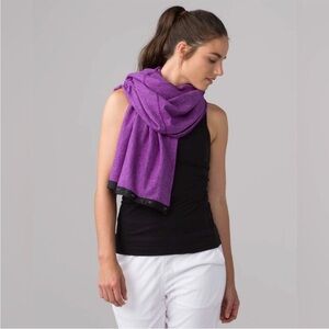 Lululemon Puroke Striped Vinyasa Scarf with Snaps Reversible Multiuse